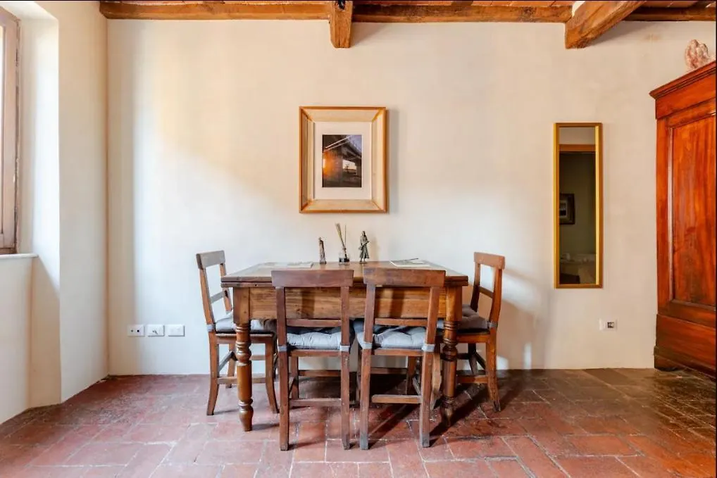 Apartment The Living Gallery Pietrasanta Italy