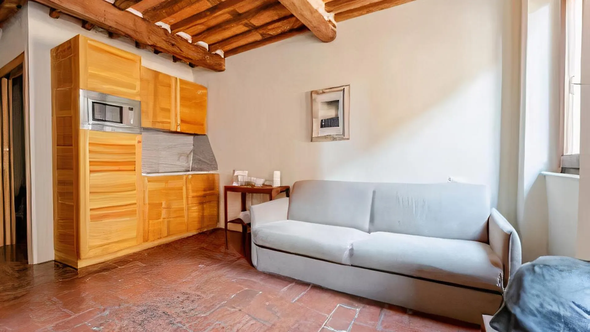 The Living Gallery Pietrasanta 0*,  Italy
